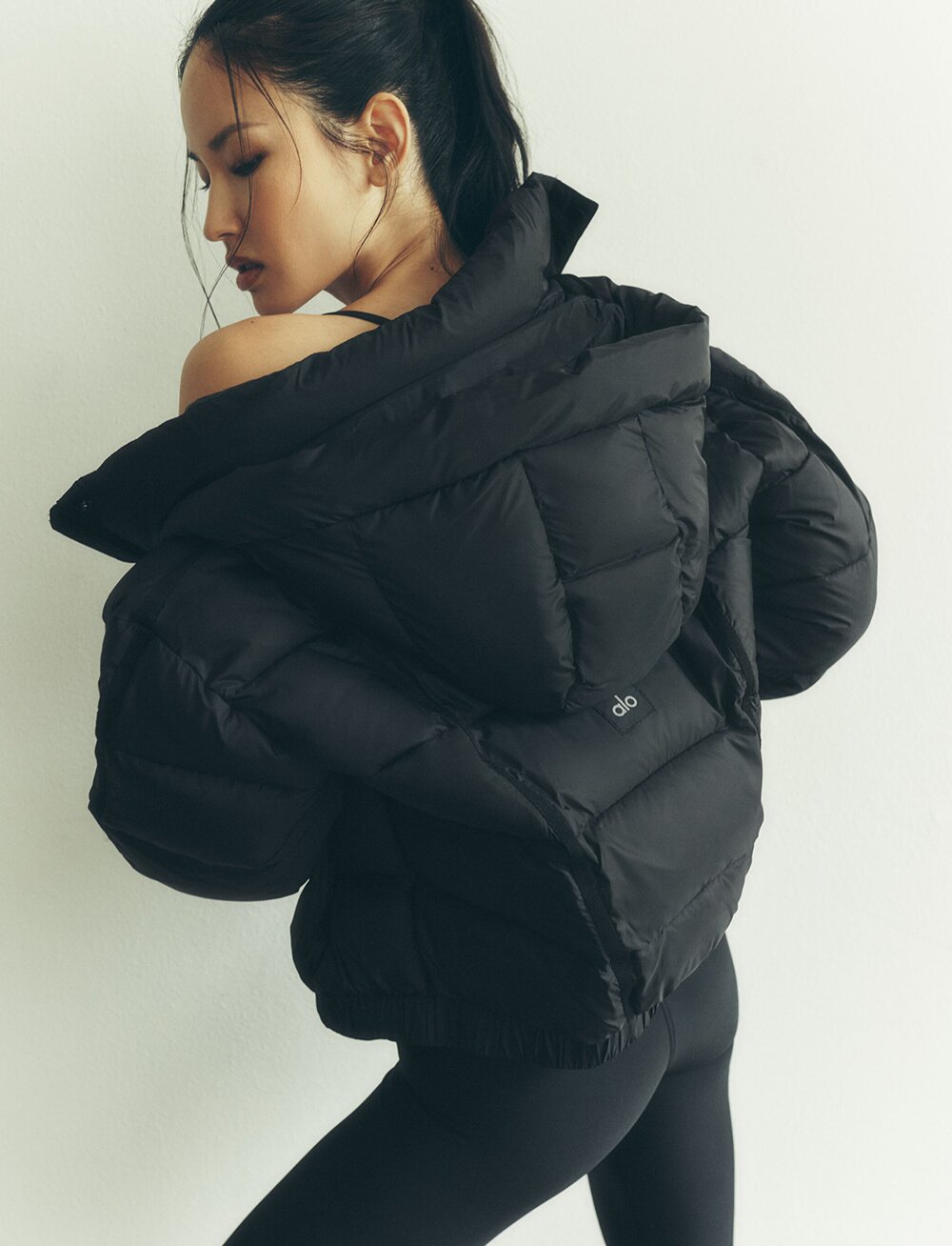 Alo Yoga Aspen Love Puffer online