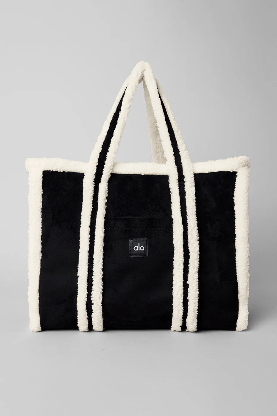 Alo Yoga Winterfun Tote Bag – Black/Ivory online