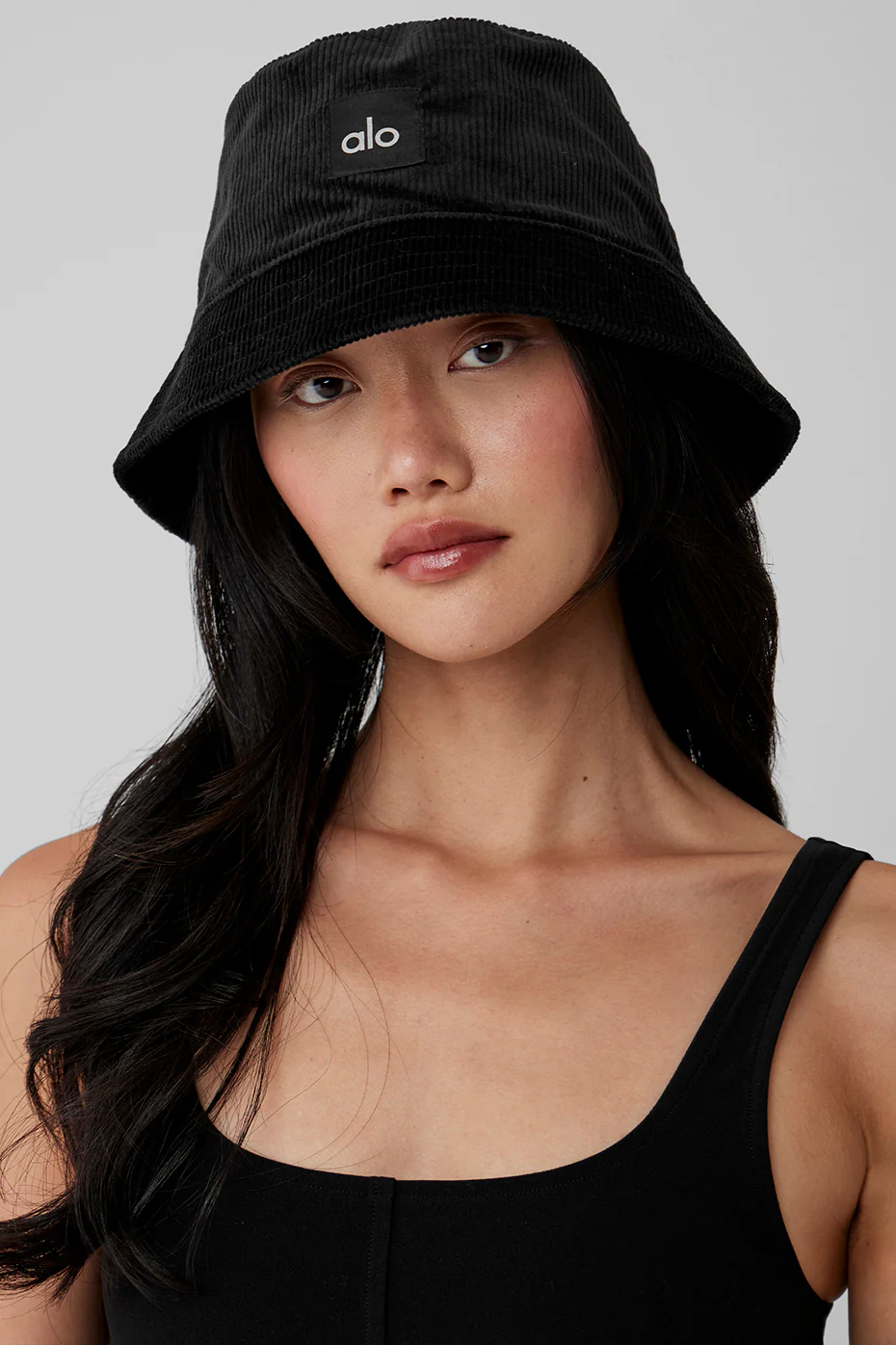 Alo Yoga Corduroy Neighborhood Bucket Hat – Black online