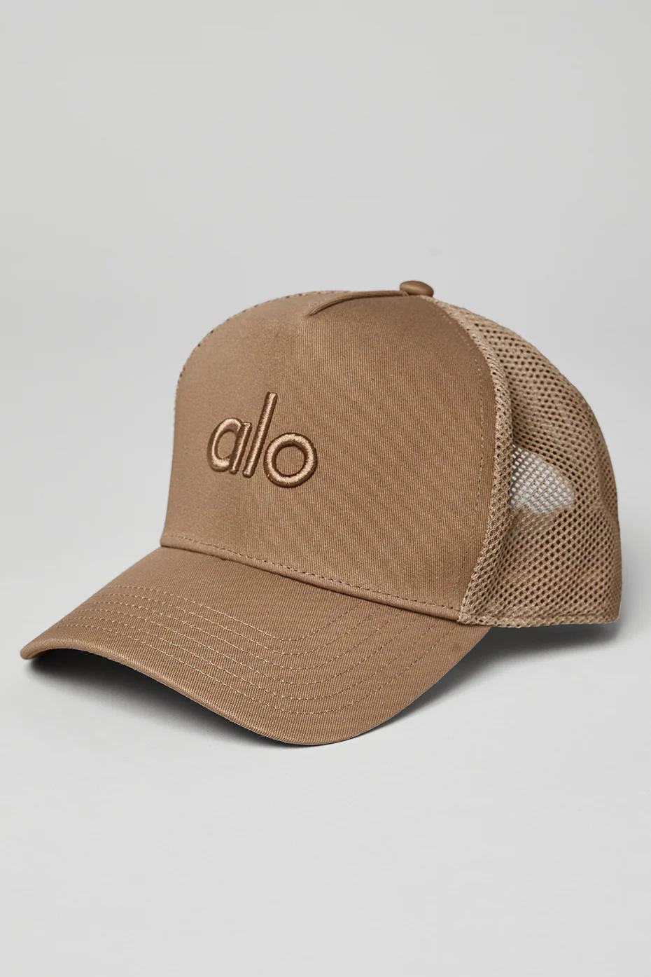 Alo Yoga District Trucker Hat - Gravel Alo Yoga District Trucker Hat – Gravel online