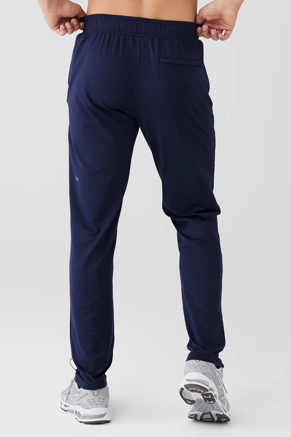 Alo Yoga Conquer Pulse Pant – Navy online