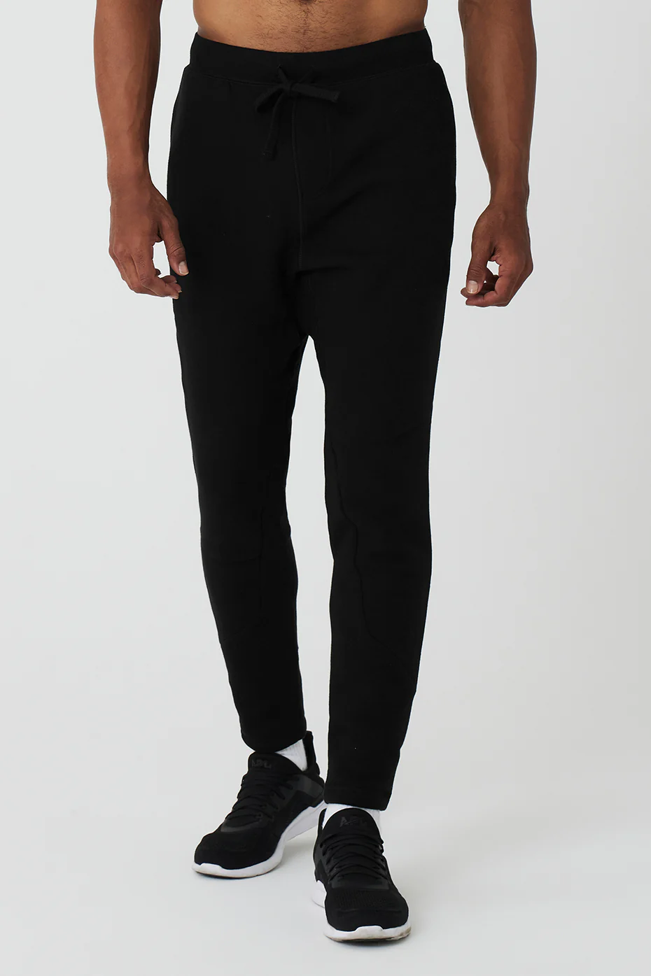 Alo Yoga The Triumph Sweatpant - Black Alo Yoga The Triumph Sweatpant – Black online