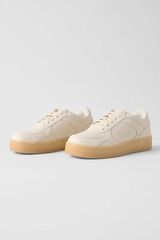 ALO Recovery Mode Sneaker – Clay online
