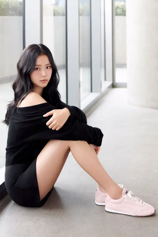 ALO Sunset Sneaker + Jisoo – Bloom Pink online