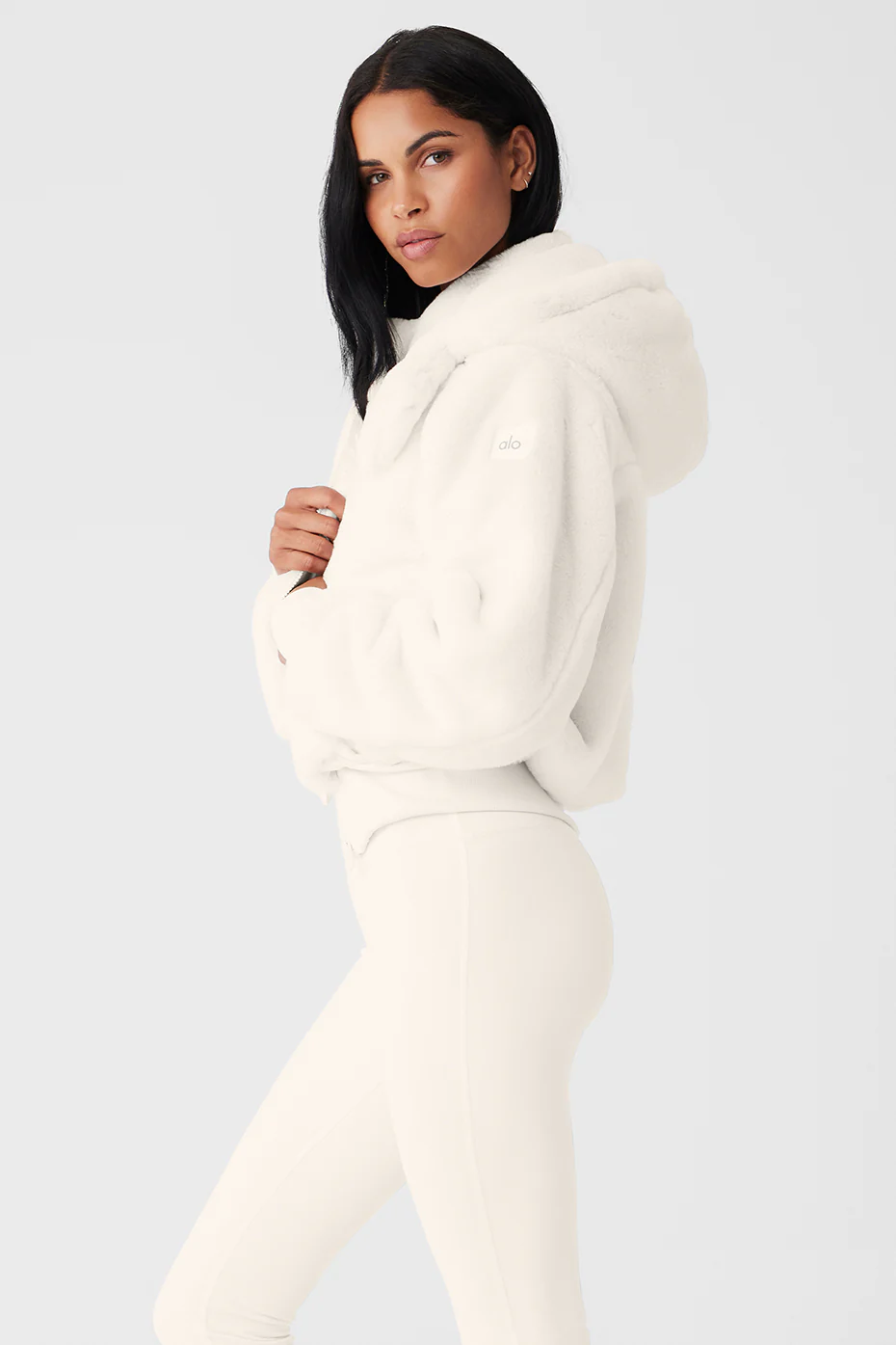 Alo Yoga Faux Fur Foxy Jacket – Ivory online