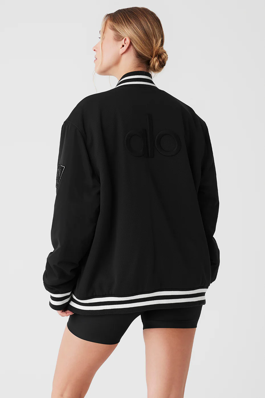 Alo Yoga G.O.A.T Jacket – Black online