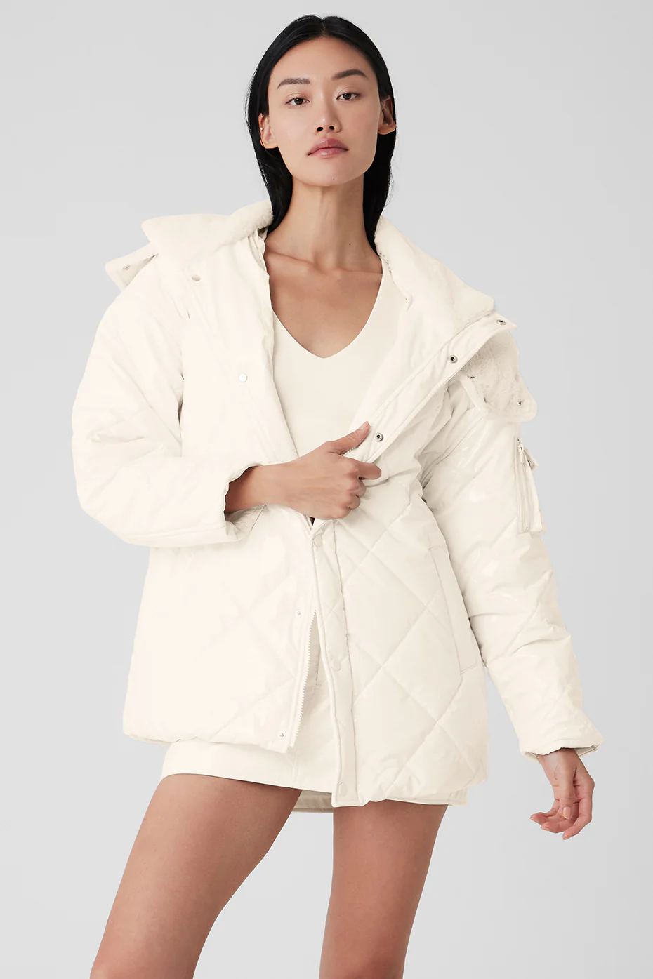 Alo Yoga Snomoto Puffer Jacket - Ivory Alo Yoga Snomoto Puffer Jacket – Ivory online