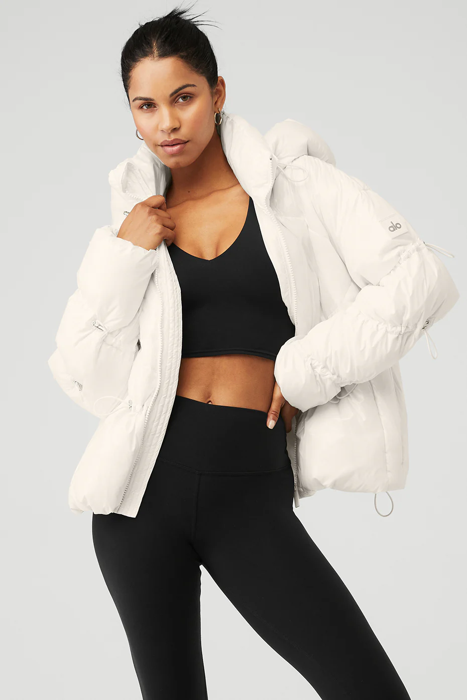 Alo Yoga Stunner Puffer Jacket - Ivory Alo Yoga Stunner Puffer Jacket – Ivory online