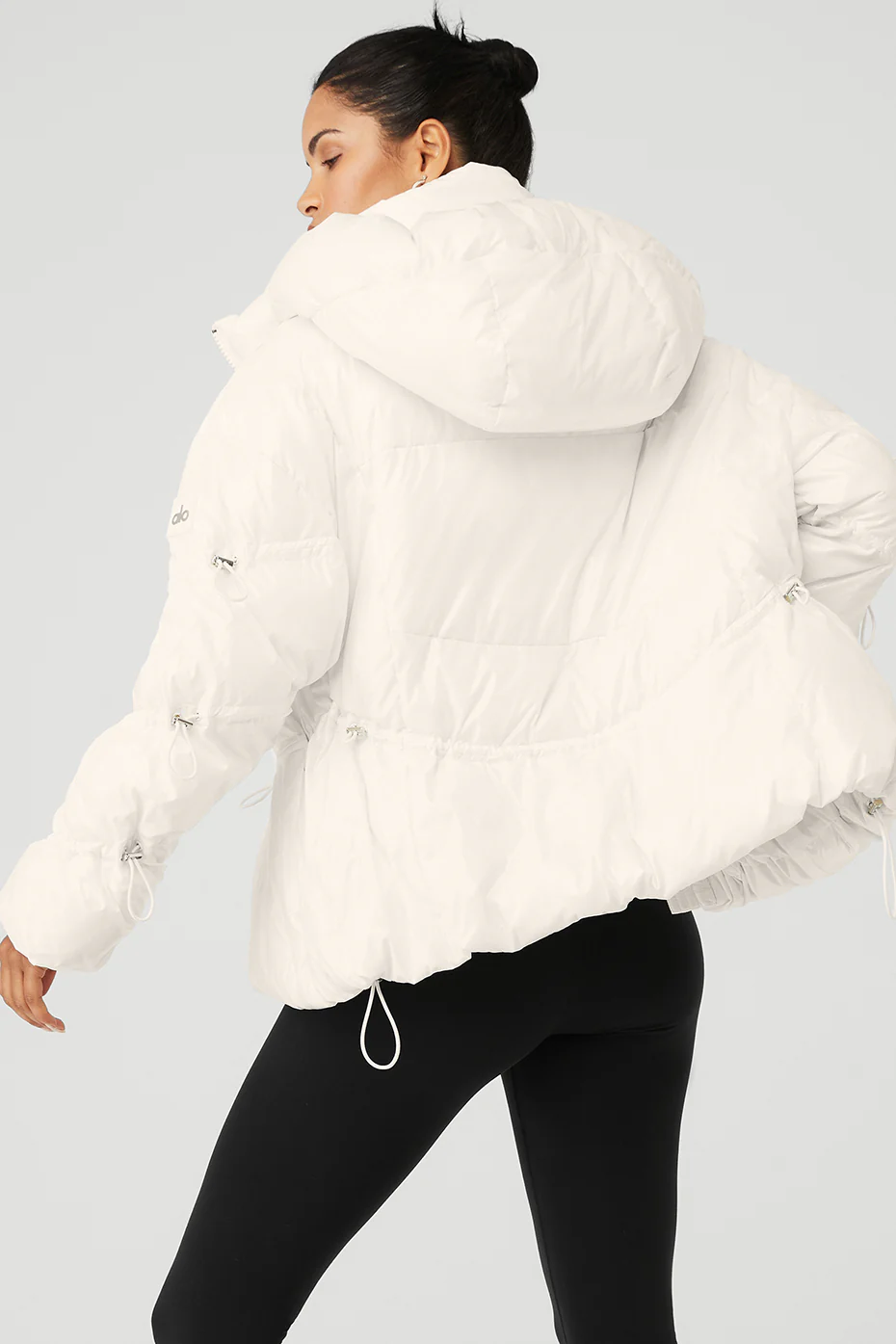 Alo Yoga Stunner Puffer Jacket – Ivory online