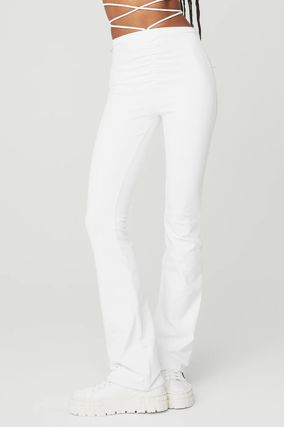 Alo Yoga Airbrush High-Waist Cinch Flare Legging - White Alo Yoga Airbrush High-Waist Cinch Flare Legging – White online