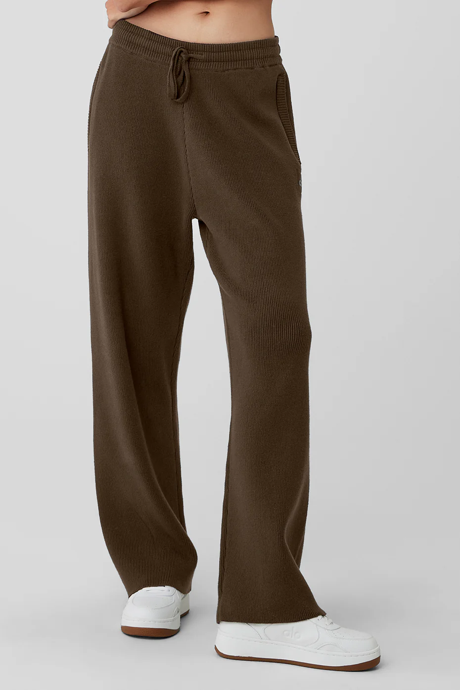 Alo Yoga Scholar Straight Leg Sweatpant - Espresso Alo Yoga Scholar Straight Leg Sweatpant – Espresso online