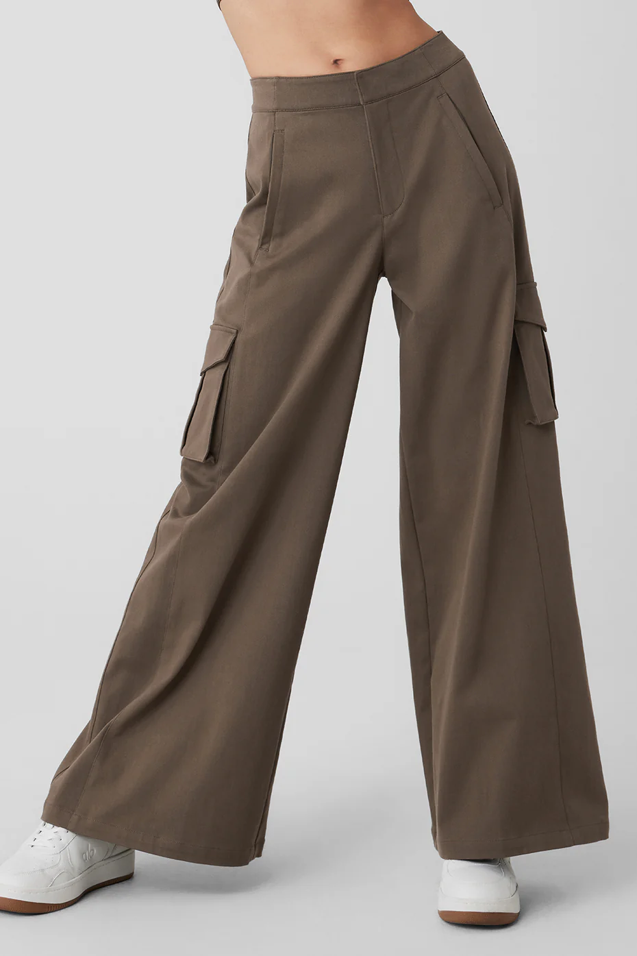 Alo Yoga Wide Leg Cargo Show Off Trouser – Olive Tree online