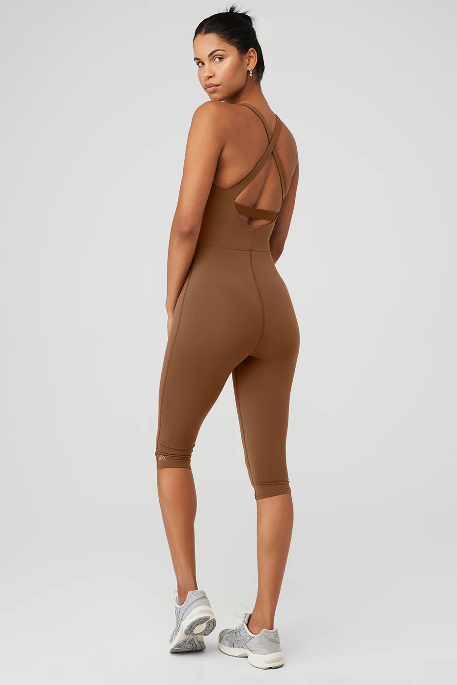 Alo Yoga Airbrush Physique Onesie – Cinnamon Brown online