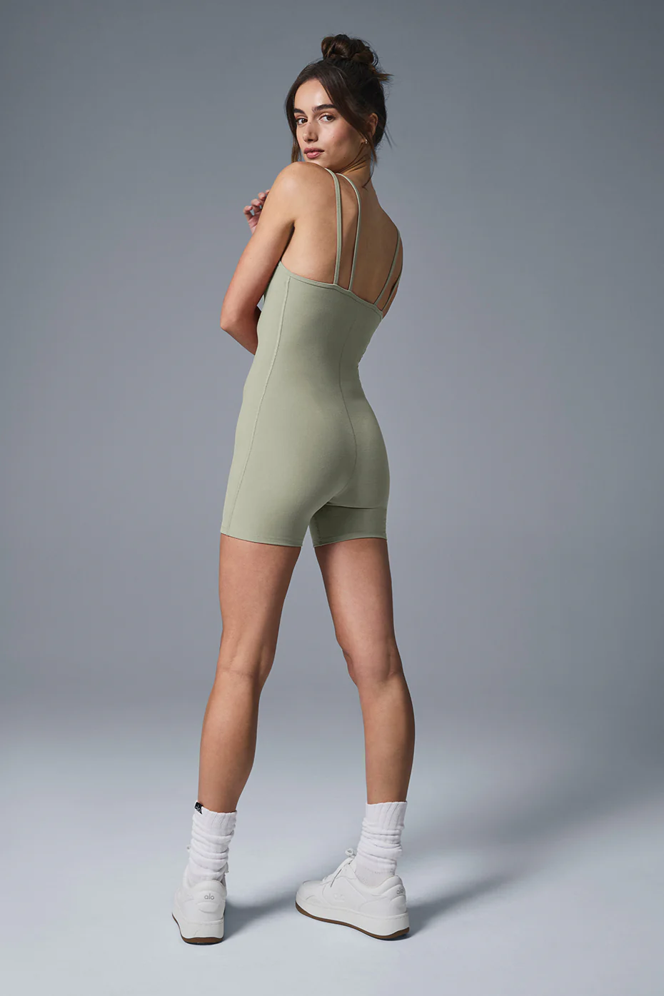 Alo Yoga Alosoft Suns Out Onesie – Limestone online