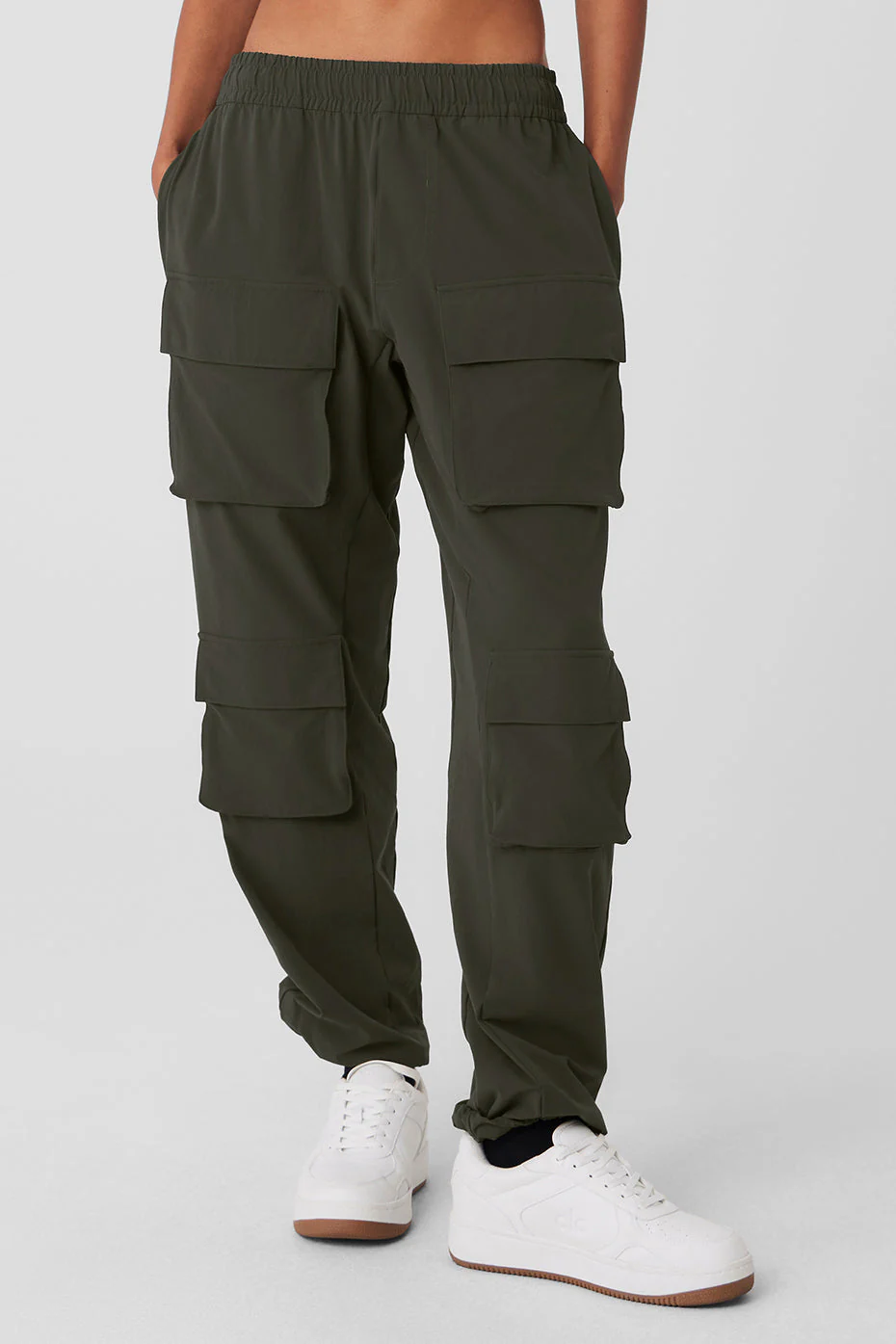Alo Yoga Cargo Venture Pant - Stealth Green Alo Yoga Cargo Venture Pant – Stealth Green online