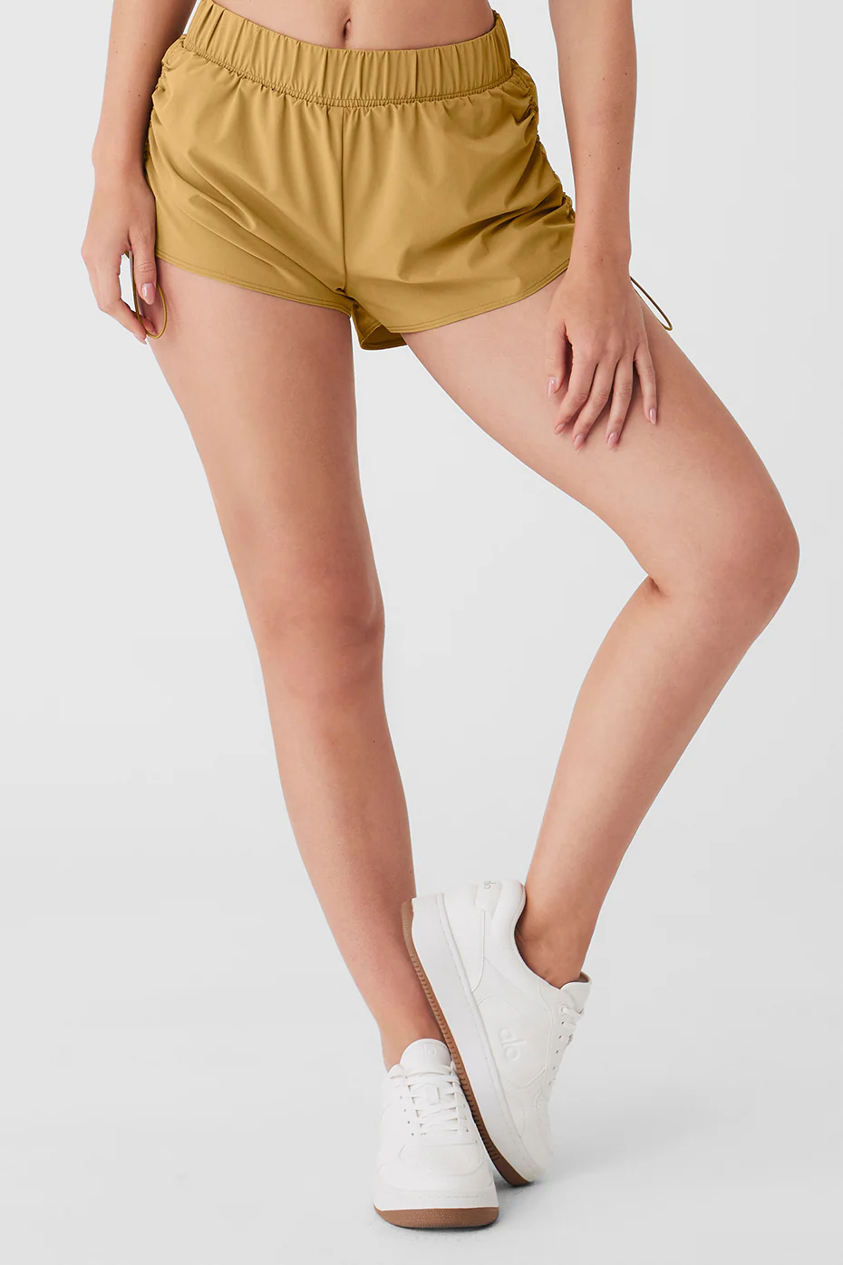 Alo Yoga Cinch It Up Short – Golden Olive Branch online