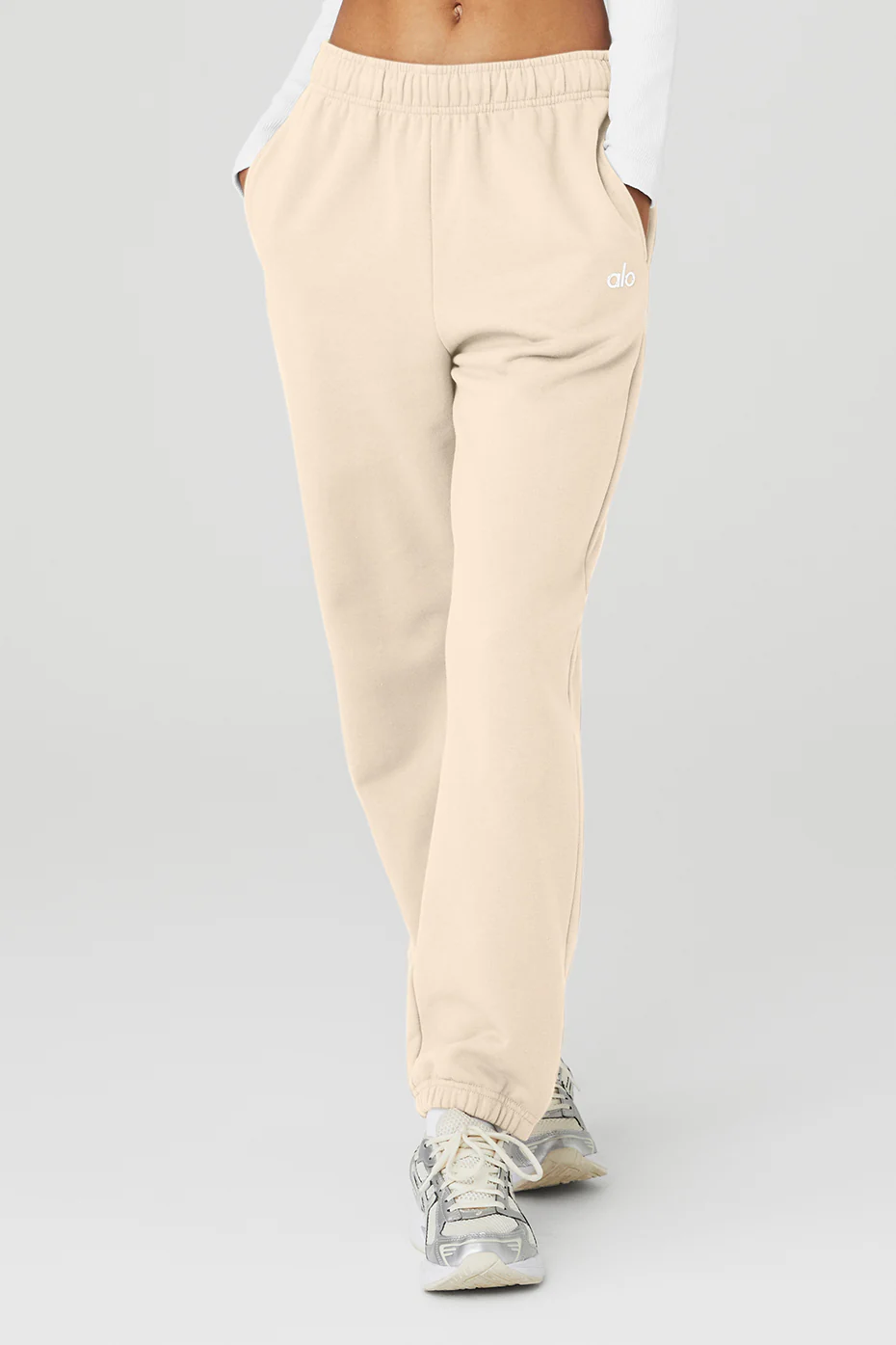 Alo Yoga Accolade Sweatpant – Macadamia online