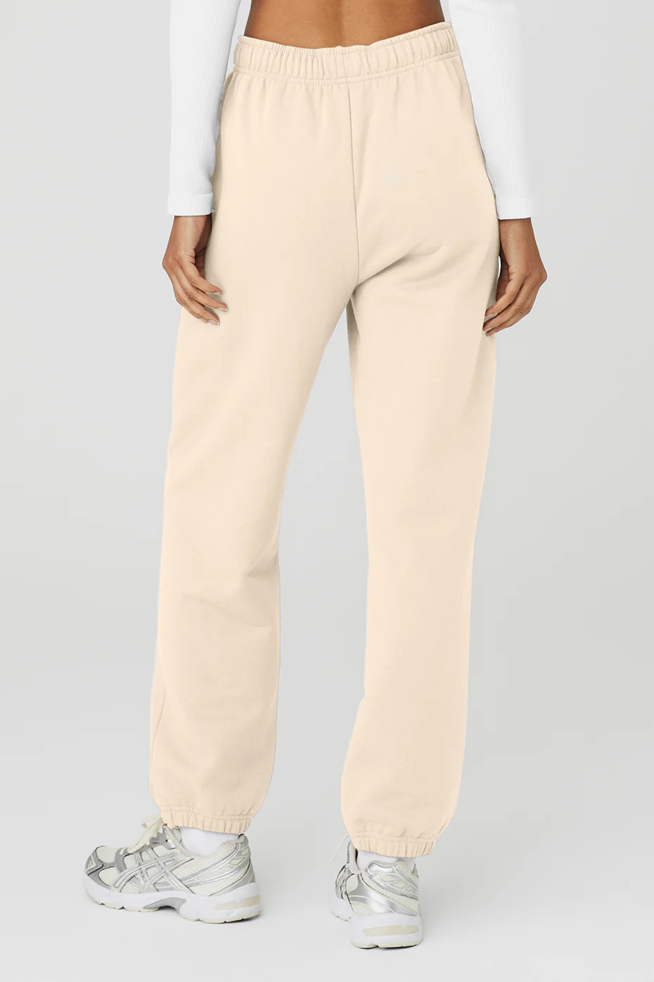 Alo Yoga Accolade Sweatpant – Macadamia online