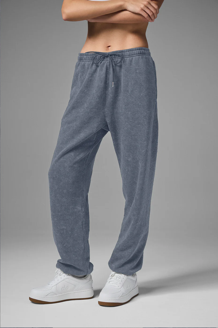 Alo Yoga Chill Vintage Wash Sweatpant – Bluestone Wash online