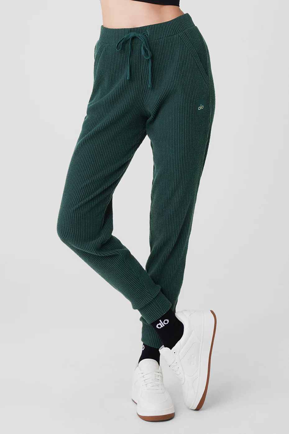 Alo Yoga Muse Sweatpant – Midnight Green online