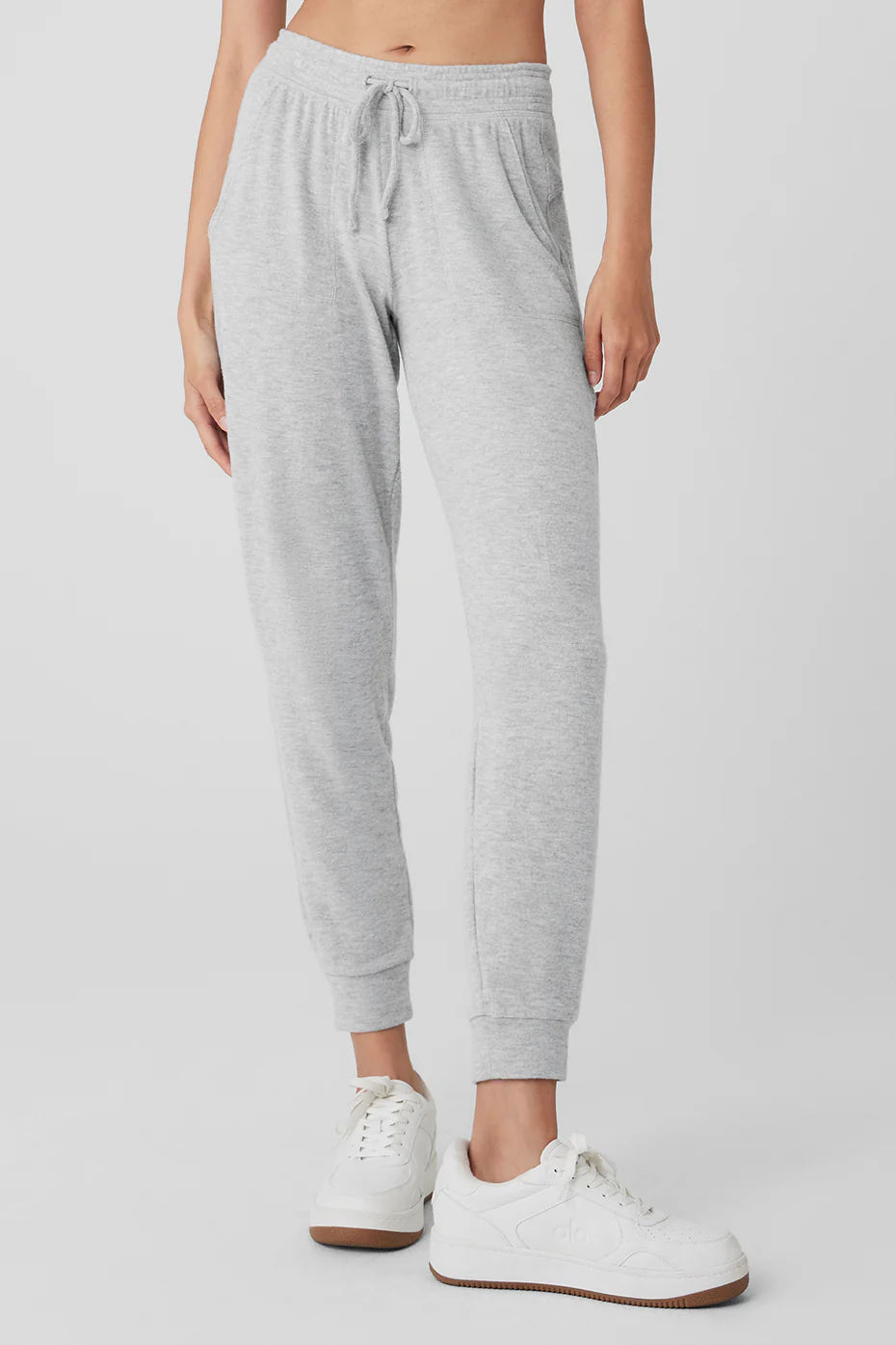 Alo Yoga Soho Sweatpant – Athletic Heather Grey online