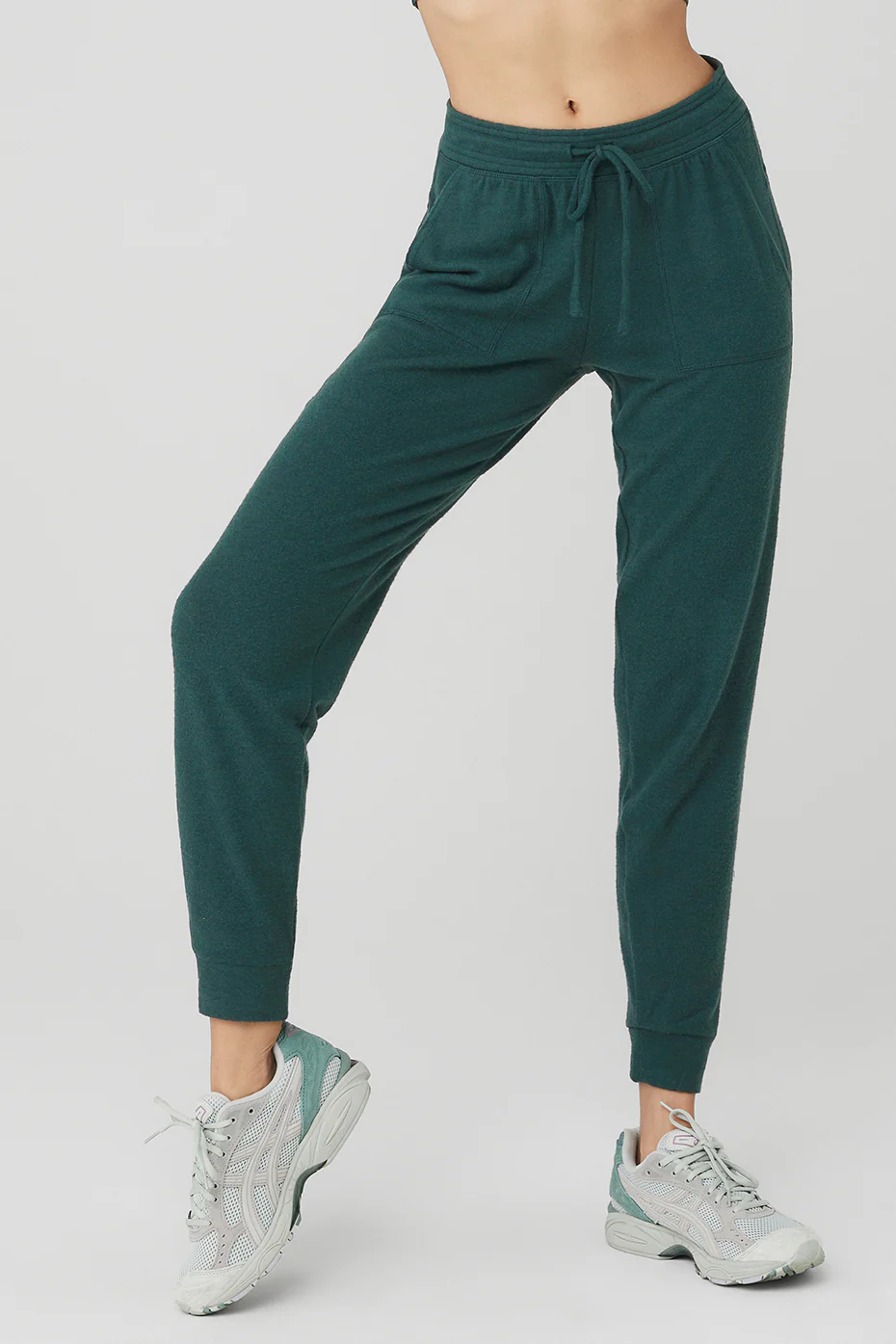 Alo Yoga Soho Sweatpant – Midnight Green online