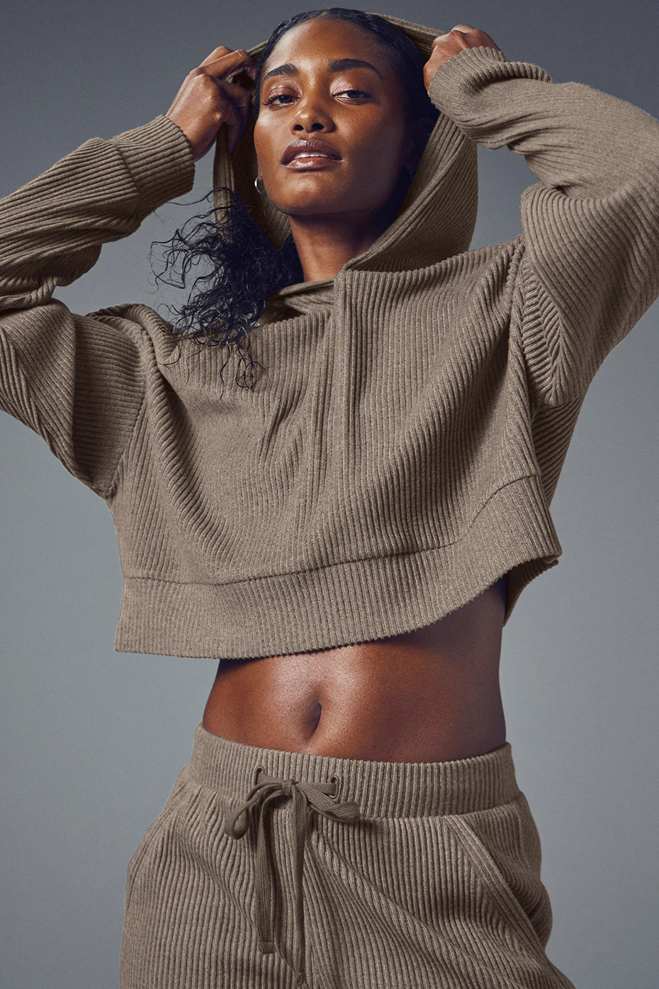 Alo Yoga Muse Hoodie – Olive Tree Heather online