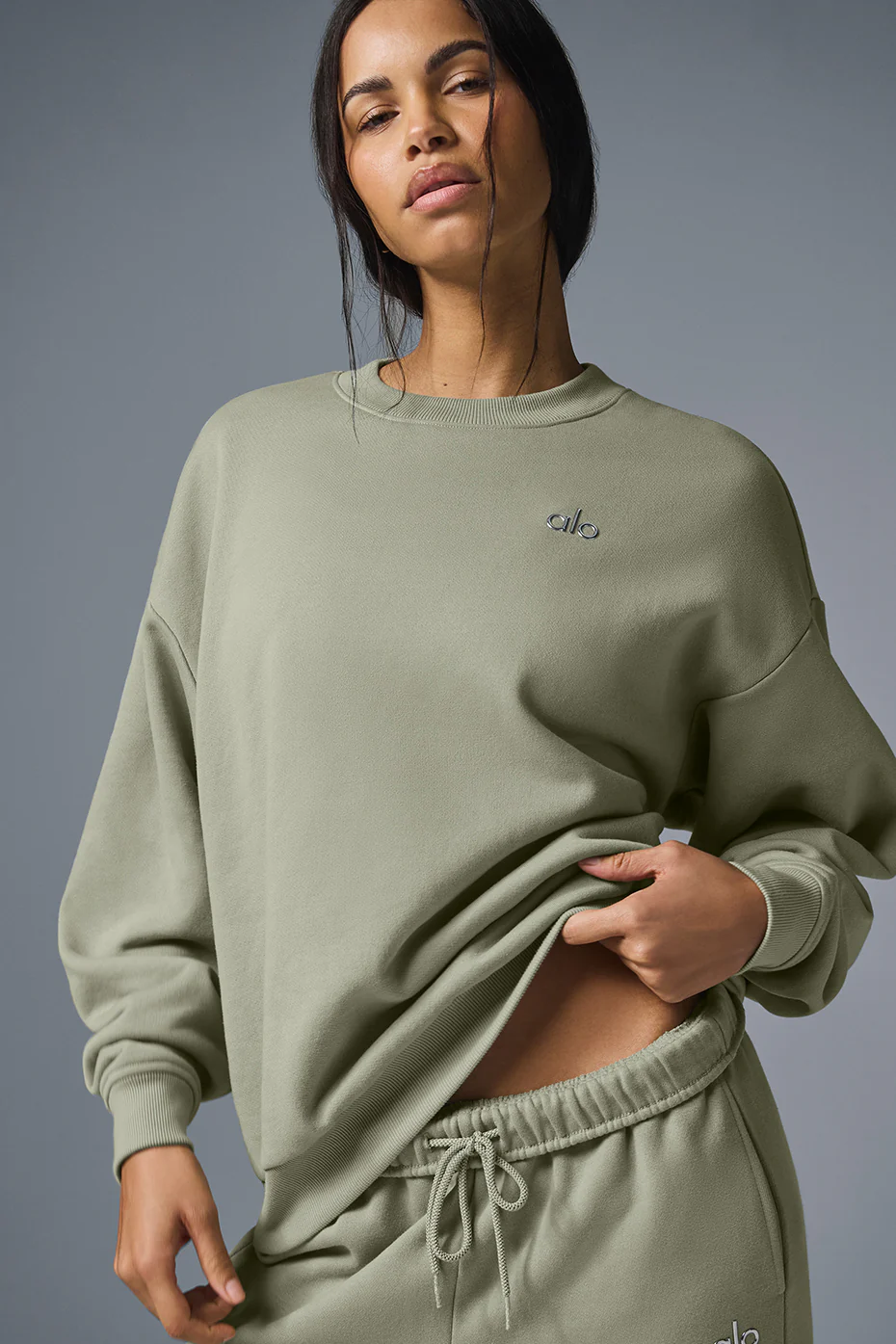 Alo Yoga Accolade Crew Neck Pullover – Limestone online