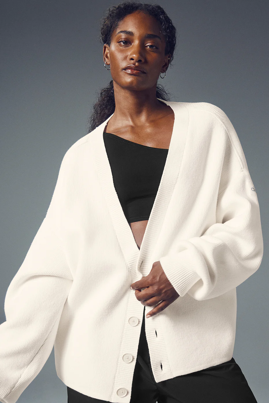 Alo Yoga Scholar Cardigan Sweater - Ivory Alo Yoga Scholar Cardigan Sweater – Ivory online