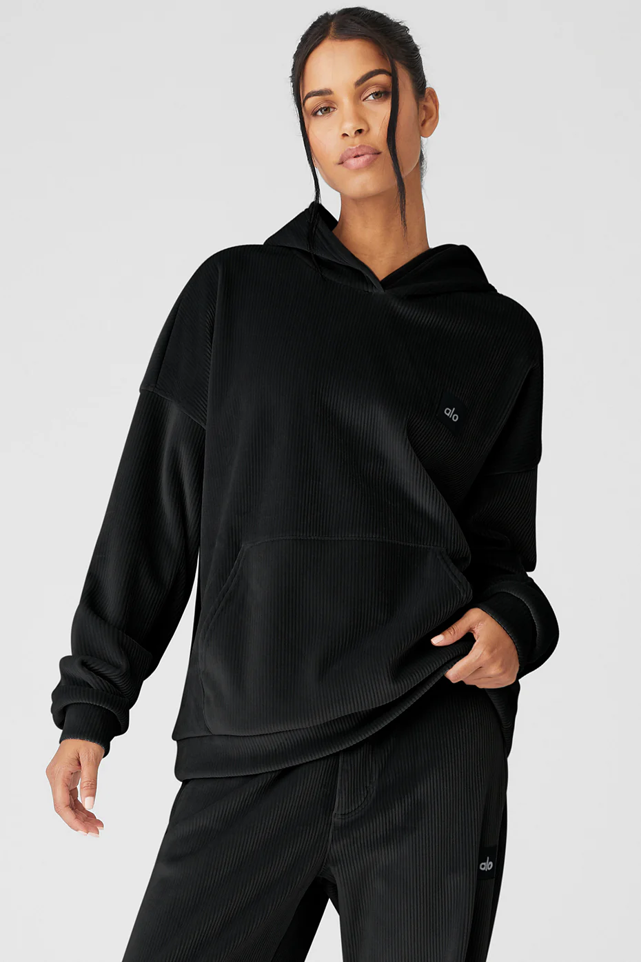 Alo Yoga Velour Baller Hoodie - Black Alo Yoga Velour Baller Hoodie – Black online